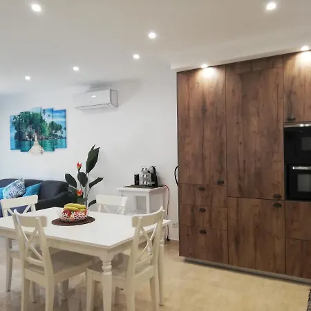 Amoreira Mar, - E Piscina Appartamento